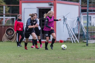 Bild 45 - Frauen Grossenasper SV - SV Steinhorst/Labenz : Ergebnis: 1:3